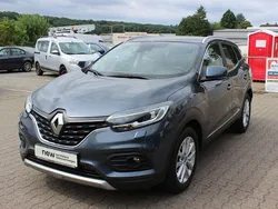 Grau Gebraucht 2019 Renault Kadjar LIMITED SUV | 15.490 € (Fairer Preis)