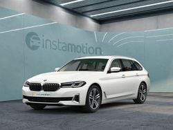 Weiß Gebraucht 2023 BMW 540 Kombi | 50.249 € (Etwas zu teuer)