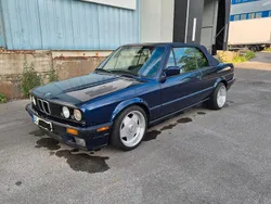 Blau Gebraucht 1993 BMW 318 Cabriolet M Sport Cabrio | 10.900 €