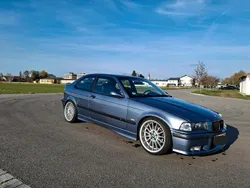Grau Gebraucht 1998 BMW 323 Compact Sport Line Kleinwagen | 8.999 € (Teuer)