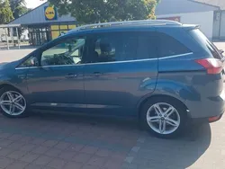 Blau Gebraucht 2019 Ford Grand C-Max Ambiente Van / Kleinbus | 17.000 € (Teuer)