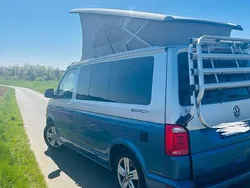 Blau Gebraucht 2018 VW T6 California Van | 43.300 €