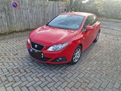 Rot Gebraucht 2010 Seat Ibiza SC Sport Kleinwagen | 3.999 € (Fairer Preis)