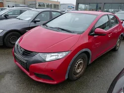 Rot Gebraucht 2012 Honda Civic Comfort Limousine | 6.990 € (Etwas zu teuer)