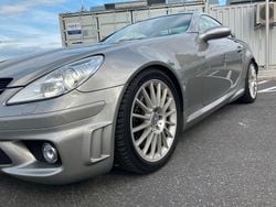 Beige Gebraucht 2005 Mercedes SLK55 AMG AMG Cabrio | 29.750 €