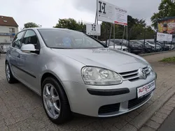 Gebraucht 2004 VW Golf V Comfortline Limousine | 4.999 € (Teuer)