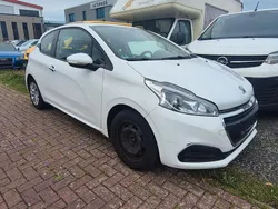 Weiß Gebraucht 2016 Peugeot 208 Active Kleinwagen | 3.999 € (Superpreis)