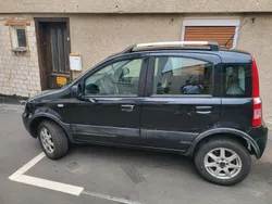 Schwarz Gebraucht 2012 Fiat Panda 4x4 Climbing Kleinwagen | 5.000 €