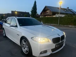 Weiß Gebraucht 2017 BMW 520 M Sport Kombi | 15.799 € (Superpreis)