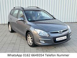 Grau Gebraucht 2009 Hyundai i30 Premium Kombi | 2.500 € (Etwas zu teuer)