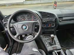 Violet Gebraucht 1995 BMW 318 Cabriolet Sport Line Cabrio | 5.000 €