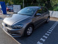 Grau Gebraucht 2018 VW Polo Trendline Kleinwagen | 10.000 € (Guter Preis)