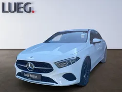 Weiß Gebraucht 2024 Mercedes A180 Advanced Limousine | 30.740 € (Fairer Preis)