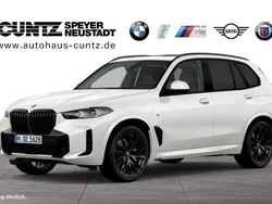 Mineralweiß Gebraucht 2023 BMW X5 M Sport SUV | 89.880 € (Teuer)