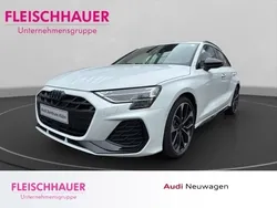 Arkonaweiß Neu 2024 Audi A3 Sportback S-Line Limousine | 41.690 € (Fairer Preis)