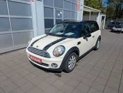 Weiß Gebraucht 2009 Mini Cooper Clubman Kombi | 5.950 € (Fairer Preis)
