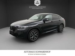 Black sapphire metallic Gebraucht 2025 BMW X4 M Sport SUV | 55.930 € (Fairer Preis)