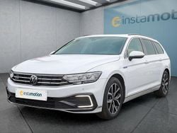 Weiß Gebraucht 2022 VW Passat GTE Kombi | 25.499 € (Guter Preis)