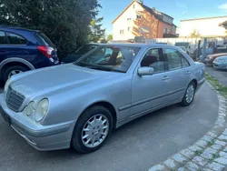 Mercedes E280