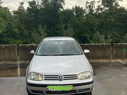 Grau Gebraucht 2002 VW Golf IV Kleinwagen | 599 € (Superpreis)