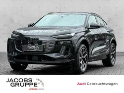 Mythosschwarz metallic Gebraucht 2025 Audi Q6 Sportback e-tron Performance SUV | 74.880 €