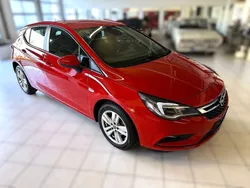 Power rot/traffic red ral3020 Gebraucht 2016 Opel Astra Edition Limousine | 12.399 € (Fairer Preis)