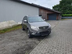 Grau Gebraucht 2012 Ssangyong Korando Crystal SUV | 4.250 € (Fairer Preis)