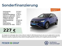 Blau Gebraucht 2024 VW T-Roc Move SUV | 24.745 € (Fairer Preis)