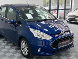 Blau Gebraucht 2017 Ford B-MAX Titanium Van / Kleinbus | 8.499 €
