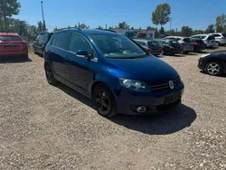 Blau Gebraucht 2010 VW Golf Plus Cross Team Van / Kleinbus | 5.200 € (Guter Preis)