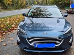Blau Gebraucht 2019 Ford Focus Titanium Kombi | 12.800 € (Superpreis)