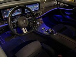 Weiß Gebraucht 2017 Mercedes E200 AMG line Coupé | 28.900 € (Teuer)