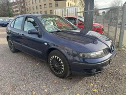 Blau Gebraucht 2001 Seat Leon Limousine | 1.499 € (Fairer Preis)