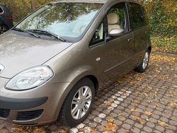 Grau Gebraucht 2006 Lancia Musa Van / Kleinbus | 3.500 € (Fairer Preis)