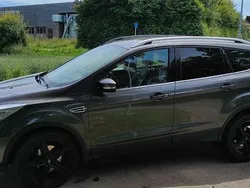 Grau Gebraucht 2016 Ford Kuga Titanium SUV | 10.499 € (Guter Preis)
