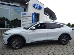 Space white Gebraucht 2023 Ford Mustang Mach-E SUV | 39.990 € (Fairer Preis)