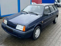 Blau Gebraucht 1998 Lada Samara Kleinwagen | 850 €