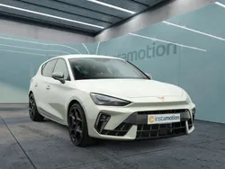 Grau Gebraucht 2024 Cupra Leon Limousine | 34.650 € (Fairer Preis)