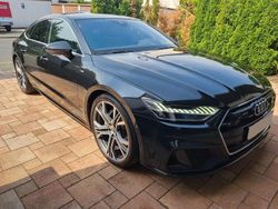 Grau Gebraucht 2019 Audi A7 Ambiente Kleinwagen | 46.688 € (Etwas zu teuer)