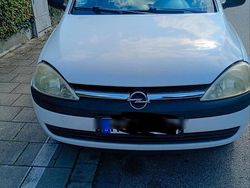 Weiß Gebraucht 2005 Opel Corsa Kleinwagen | 250 € (Superpreis)
