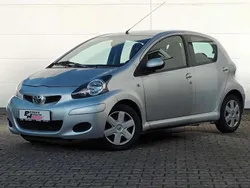 Satin silber Gebraucht 2009 Toyota Aygo Kleinwagen | 4.680 € (Teuer)