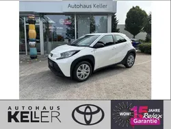 Schneeweiß Neu 2025 Toyota Aygo Business Edition Kleinwagen | 18.360 €