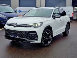 Pure white Gebraucht 2024 VW Tiguan R-line SUV | 48.880 € (Fairer Preis)