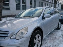 Silber Gebraucht 2009 Mercedes R320 Van / Kleinbus | 2.200 €
