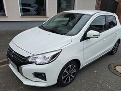 Weiß Gebraucht 2022 Mitsubishi Space Star Top Limousine | 13.999 € (Fairer Preis)