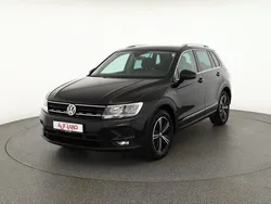 Schwarz Gebraucht 2017 VW Tiguan Sound SUV | 20.490 € (Etwas zu teuer)