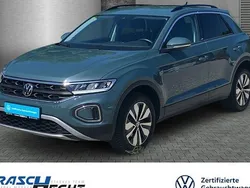Petroleum blue metallic Gebraucht 2024 VW T-Roc Move SUV | 25.430 € (Fairer Preis)