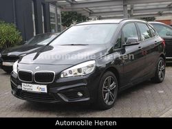 Black sapphire metallic Gebraucht 2018 BMW 218 Van / Kleinbus | 15.690 € (Etwas zu teuer)