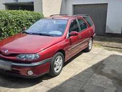 Rot Gebraucht 1999 Renault Laguna Kombi | 4.990 €