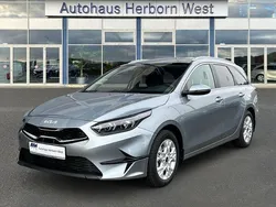 Silber Gebraucht 2024 Kia Ceed Sportswagon Gold Kombi | 22.950 € (Superpreis)
